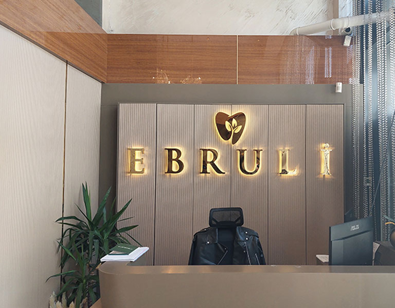 Ebruli Dent